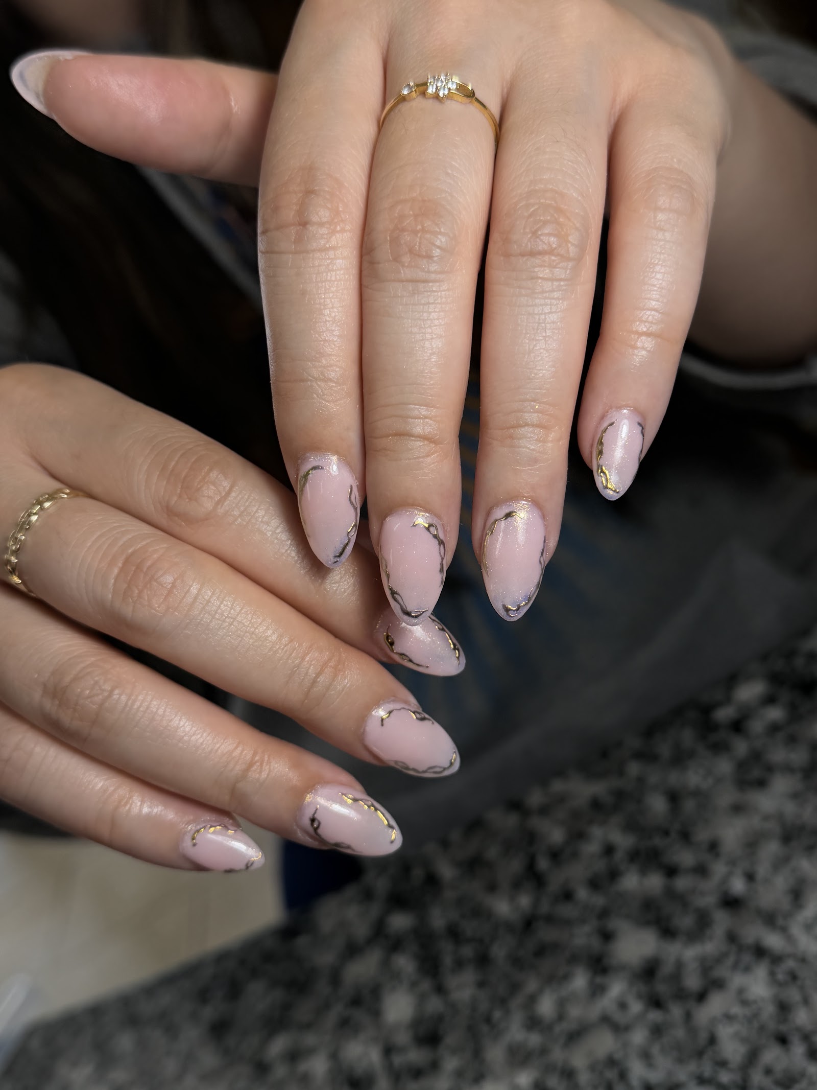 A Nails logo